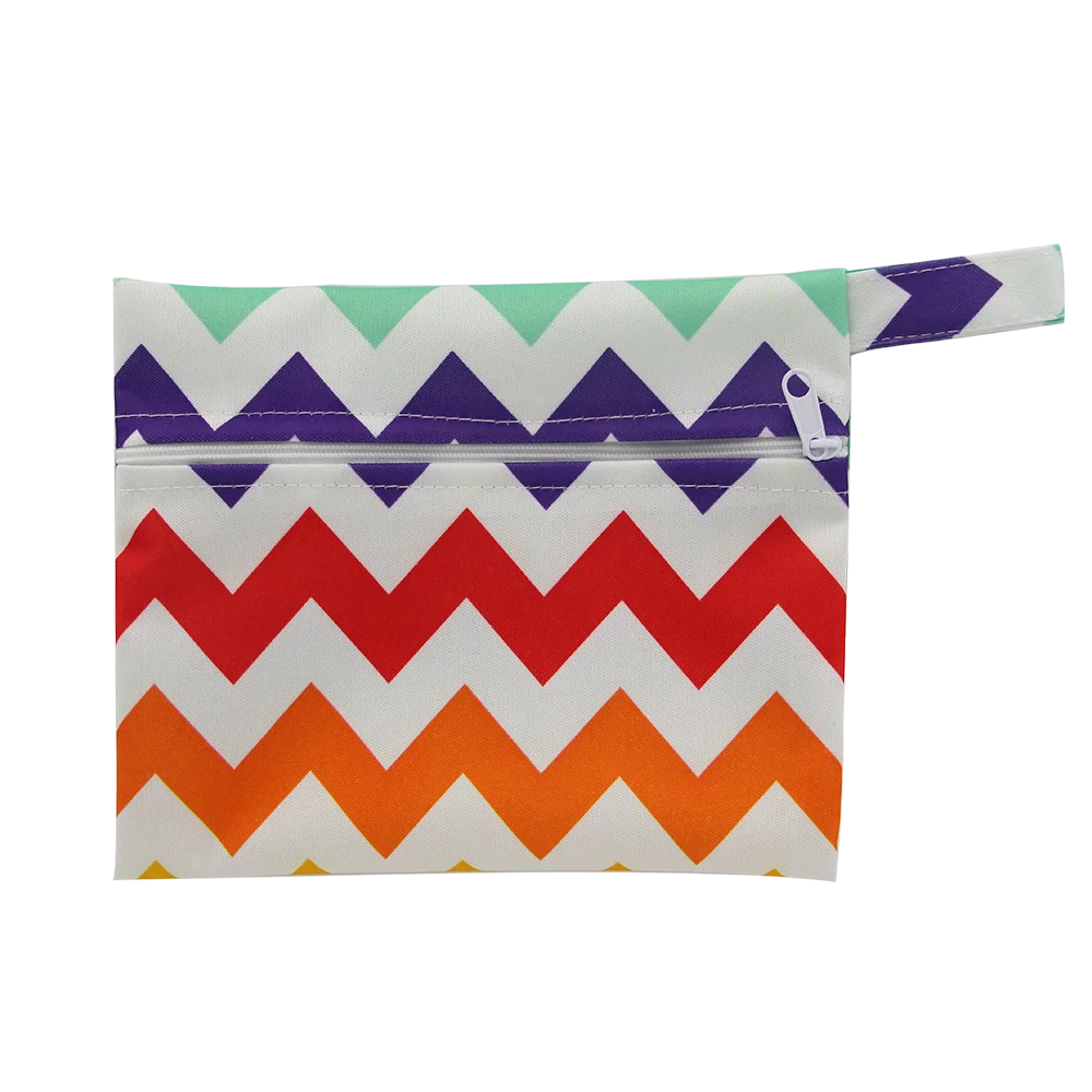 Pochette de transport imperméable - fond blanc et zigzags colorés